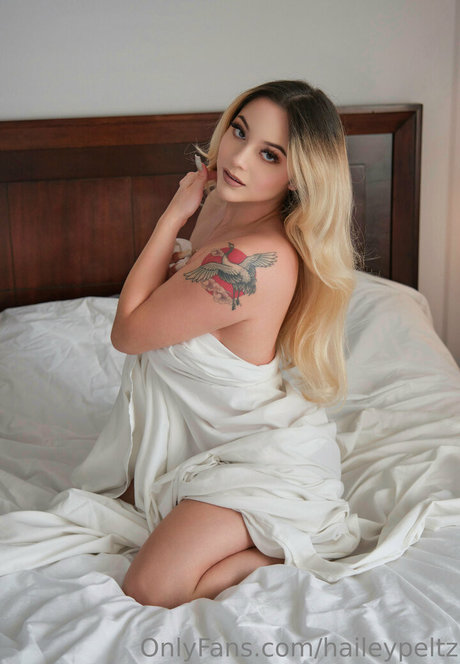 Haileypeltz photo 716
