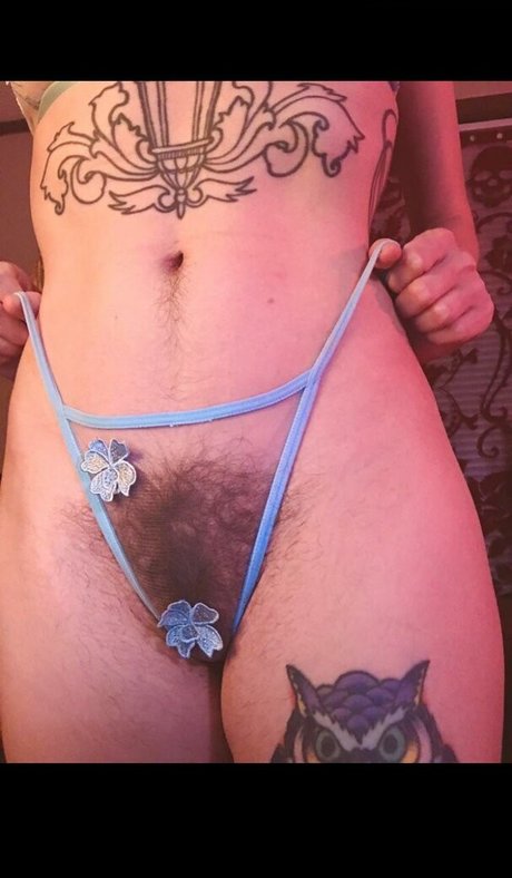 Hairy Women photo 110