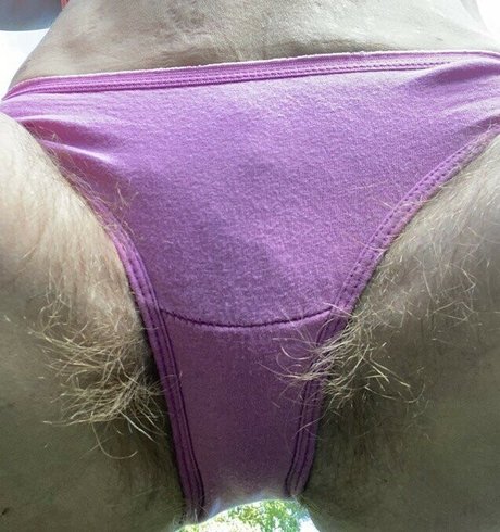 Hairy Women photo 326