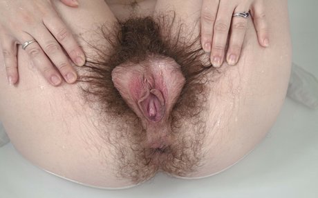 Hairy Women photo 619