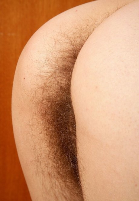Hairy Women photo 813