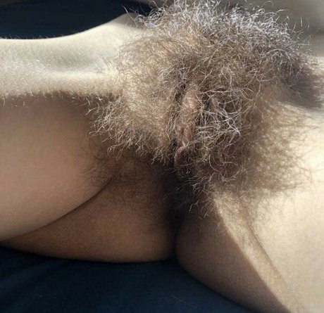 Hairy Women photo 822