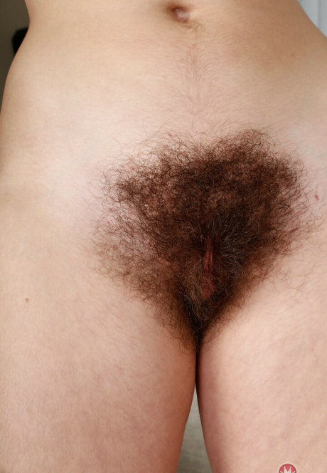 Hairy Women photo 908