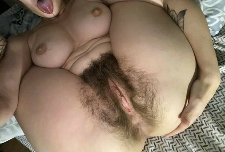 Hairy Women photo 989