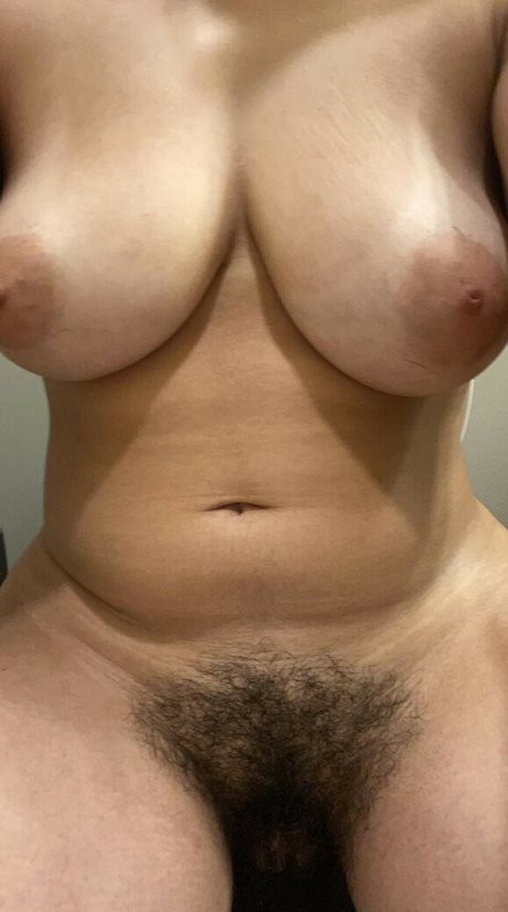 Hairy Women photo 990