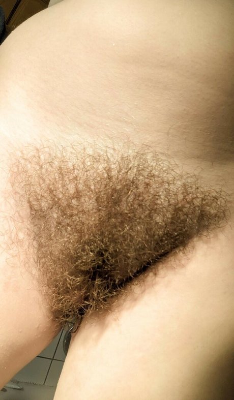 Hairy Women photo 1162