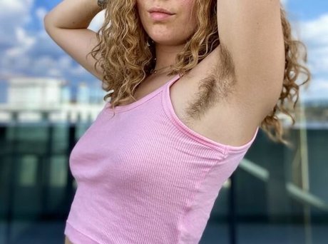 Hairy Women photo 1185
