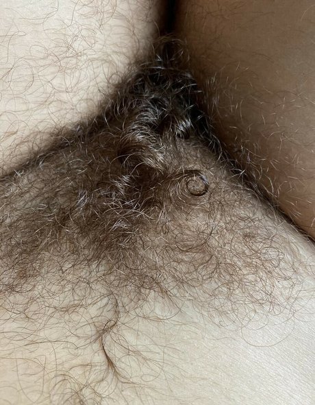 Hairy Women photo 1200