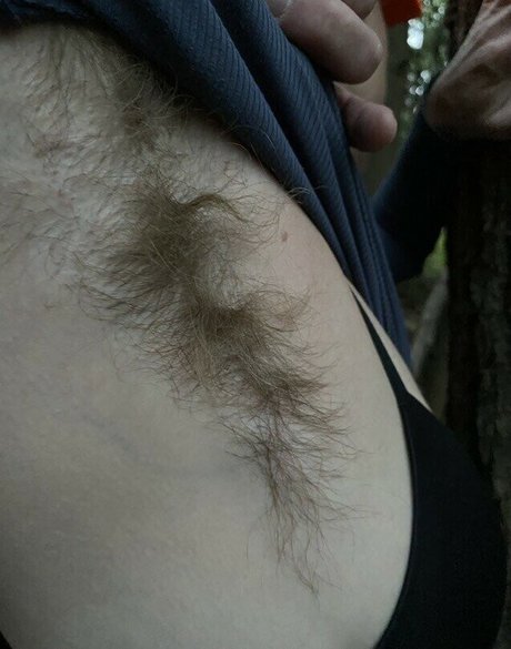 Hairy Women photo 1487
