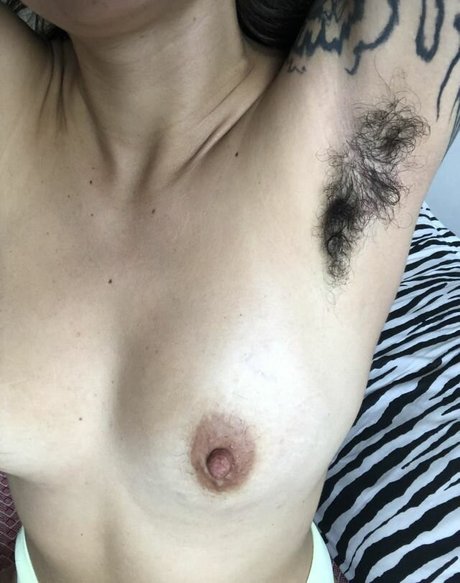 Hairy Women photo 1711