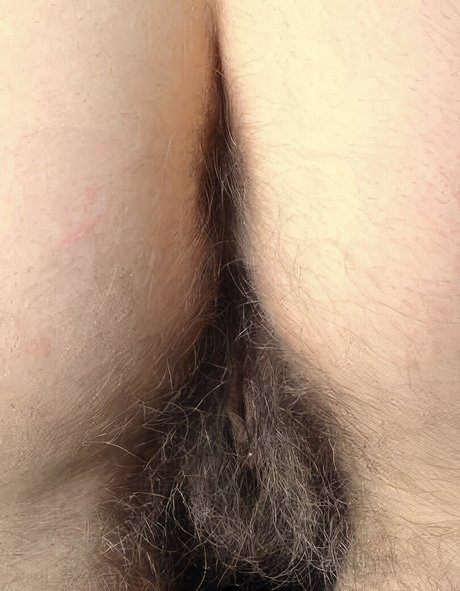 Hairy Women photo 1870