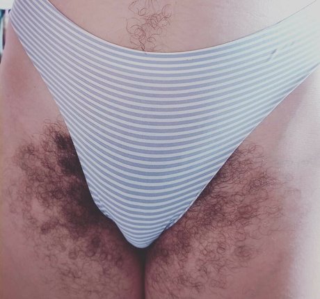 Hairy Women photo 2286