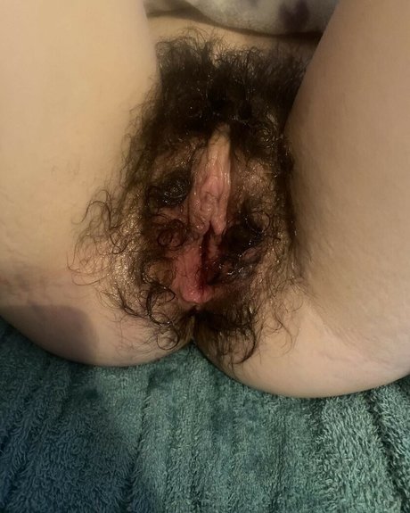 Hairy Women photo 2397