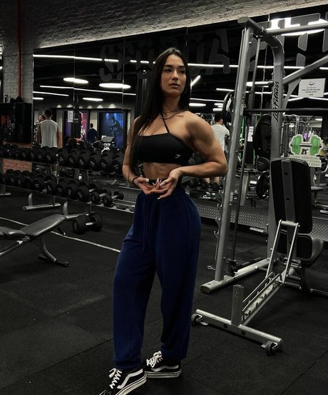 Hale Cabbar photo 12