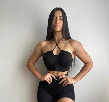 Hale Cabbar photo 18