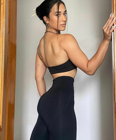 Hale Cabbar photo 21