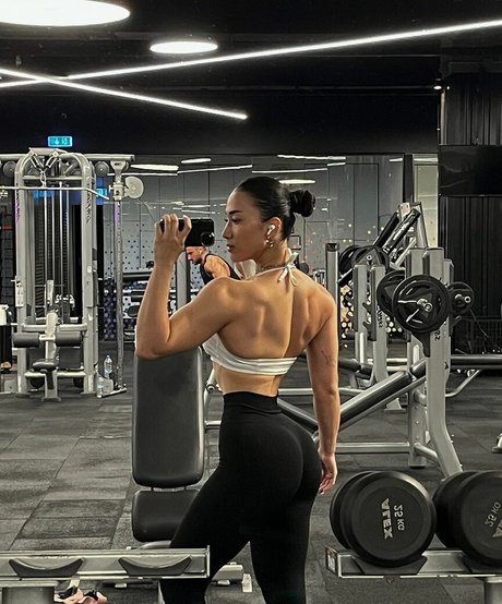 Hale Cabbar photo 64