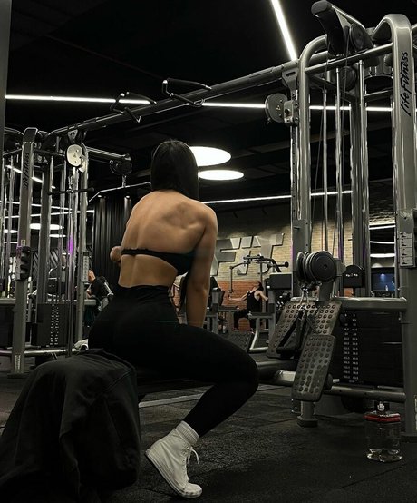 Hale Cabbar photo 66