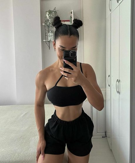 Hale Cabbar photo 72