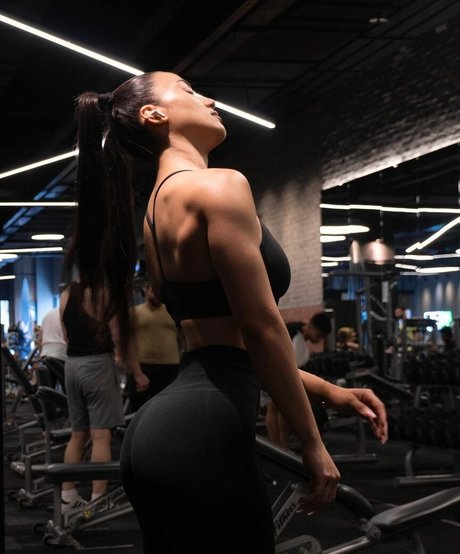 Hale Cabbar photo 73