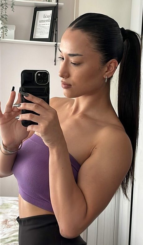 Hale Cabbar photo 74