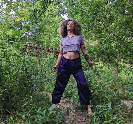 Hallee Hirsh photo 64