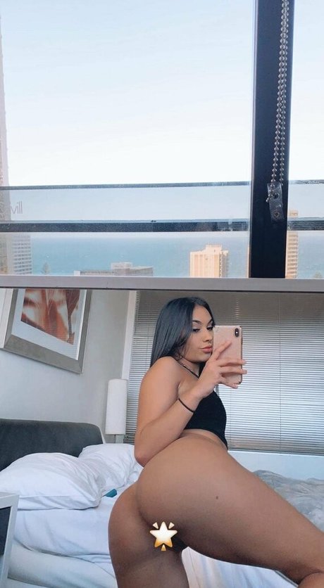 Halleyoungg photo 19