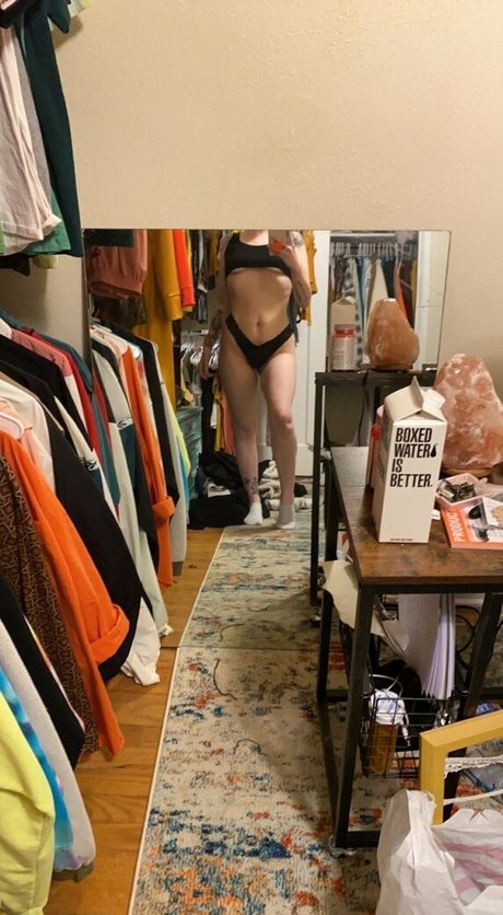 Handj0bzbychelle photo 3