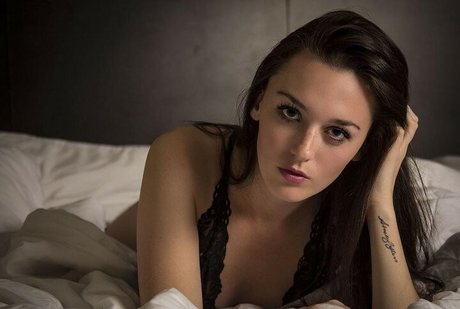 Hanna Zellers photo 11