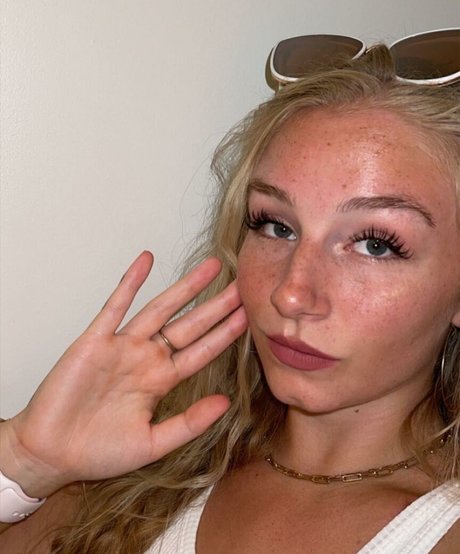 Hannah Alyssa Woods photo 24