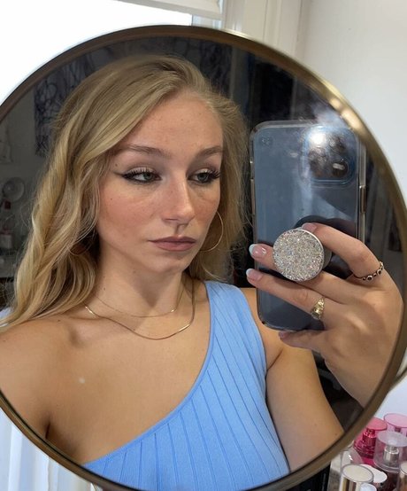 Hannah Alyssa Woods photo 33