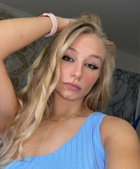 Hannah Alyssa Woods photo 34