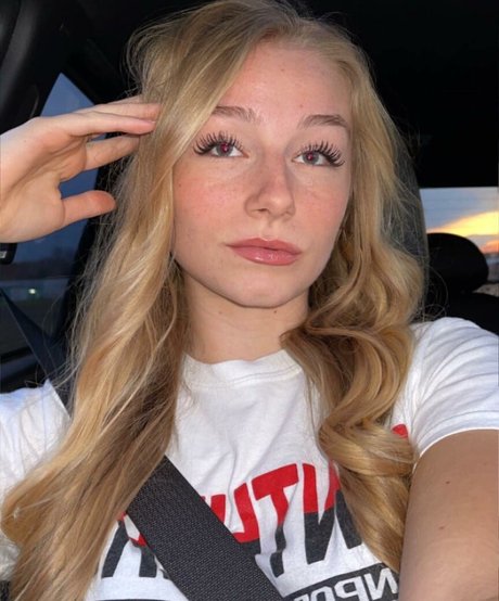 Hannah Alyssa Woods photo 36