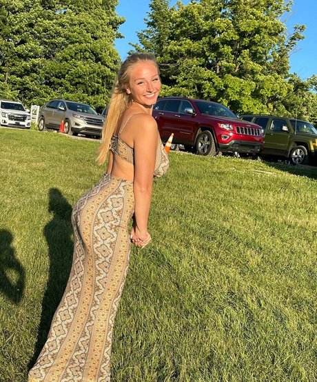 Hannah Alyssa Woods photo 62