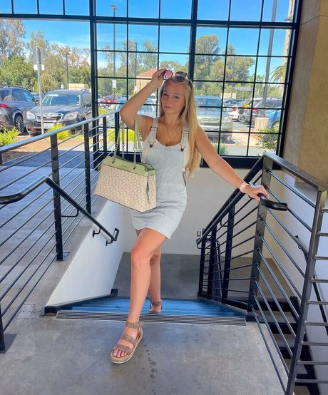 Hannah Alyssa Woods photo 68