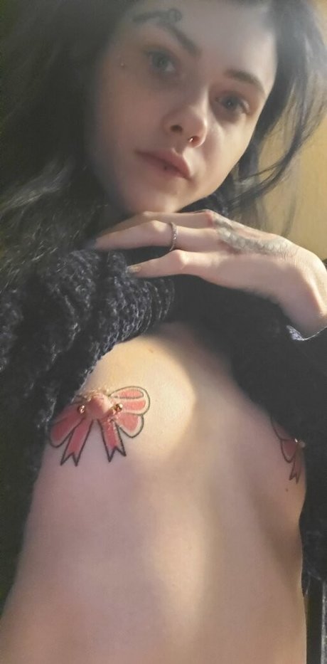 Hannah Hays photo 44
