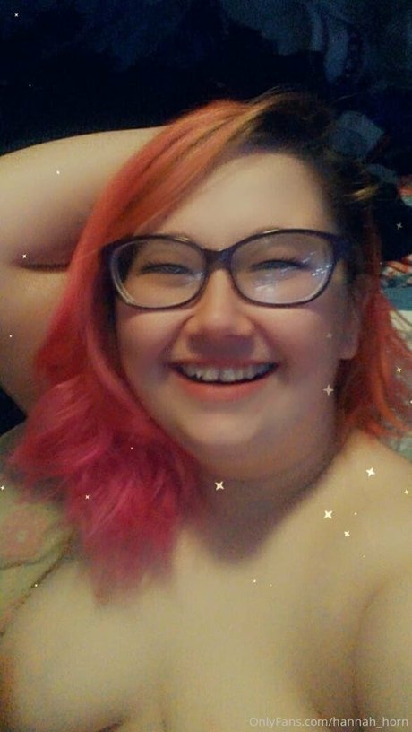 Hannah_horn photo 18