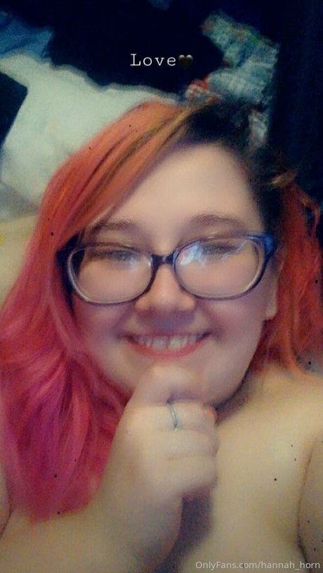 Hannah_horn photo 20