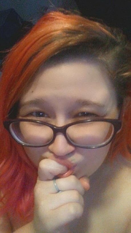 Hannah_horn photo 22