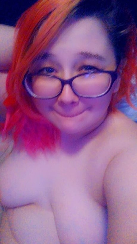 Hannah_horn photo 24