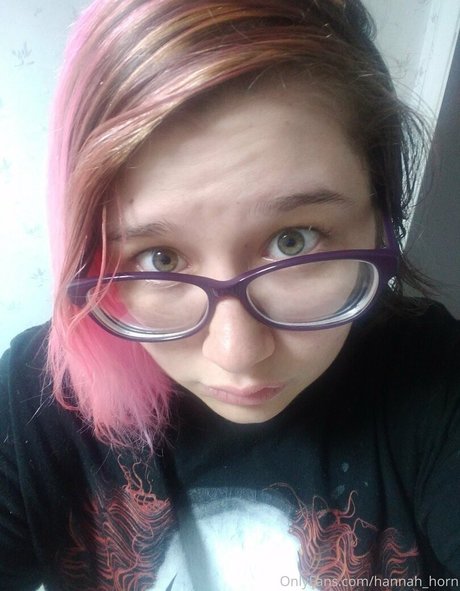 Hannah_horn photo 52