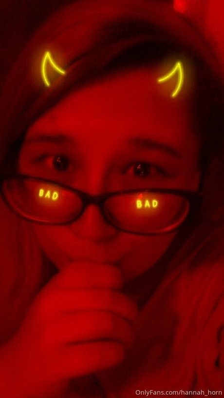 Hannah_horn photo 59