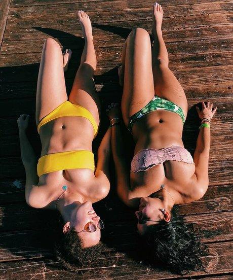 Hannah M photo 61