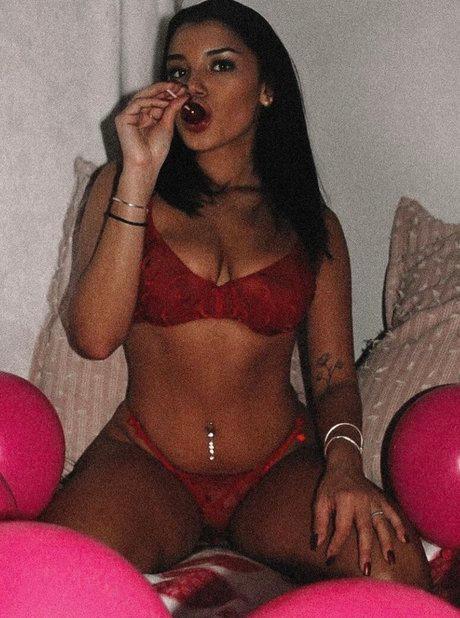 Profile photo of Hannah M