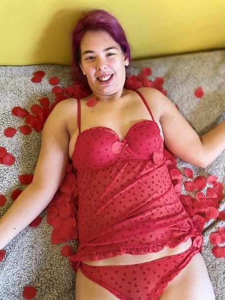 Hannah Urman photo 9