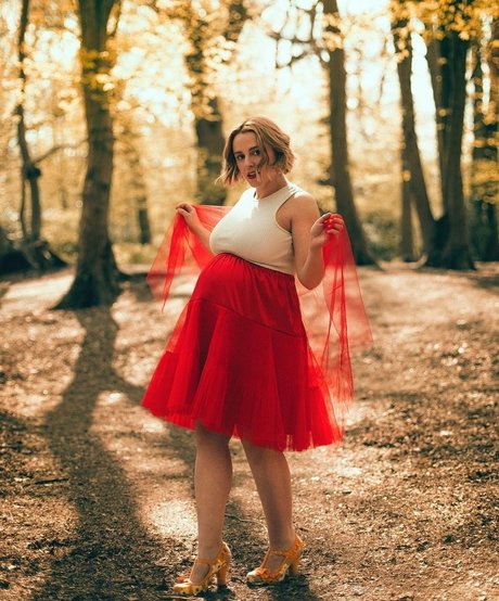 Hannah Witton photo 7
