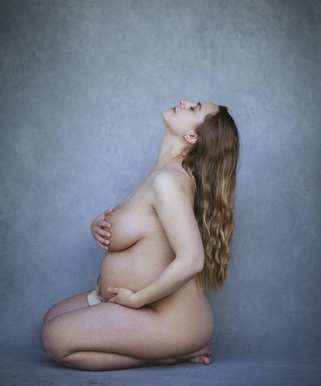 Hannah Witton photo 26