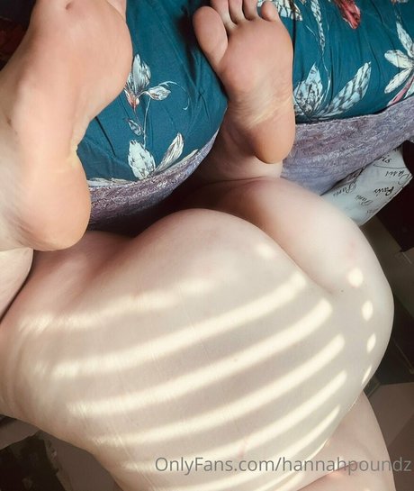 Hannahpoundz photo 17