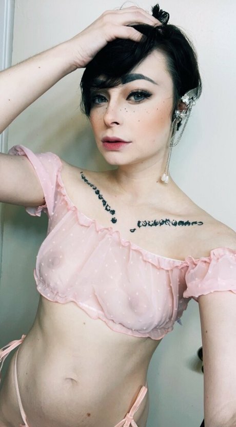 Harliantihero photo 27