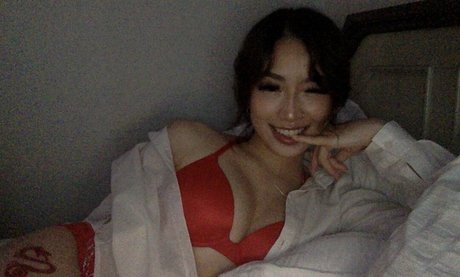 Harmonee Yang photo 26